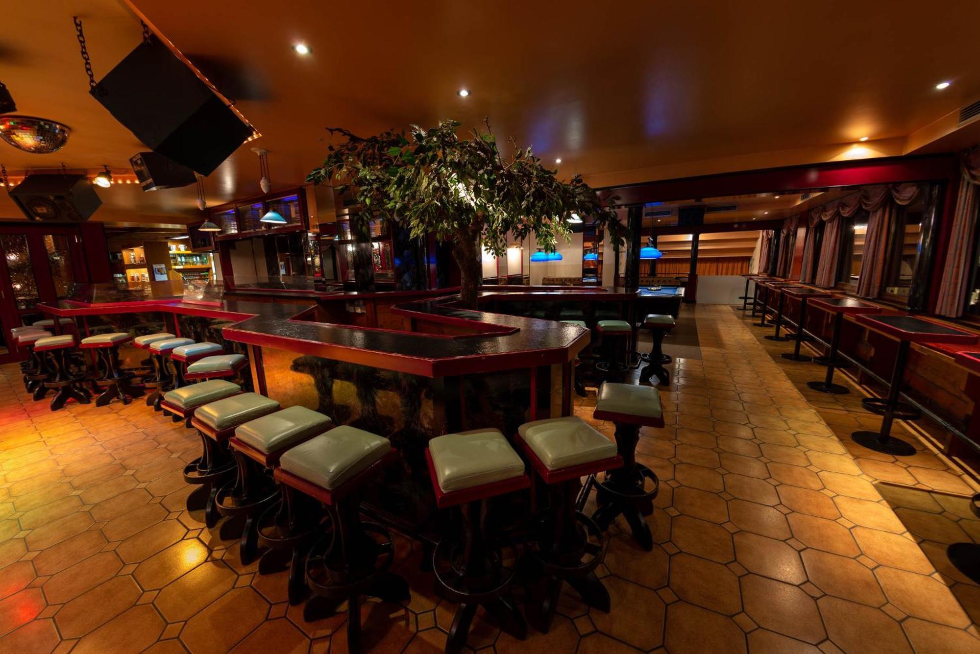 Hotel Brunella 万丹斯 外观 照片