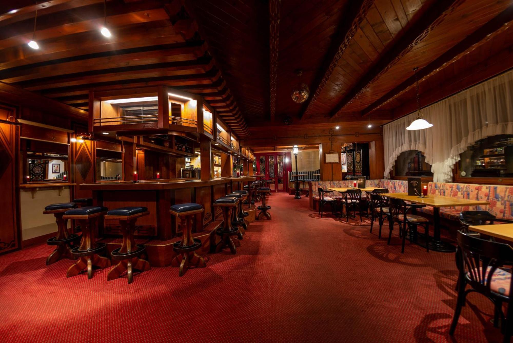 Hotel Brunella 万丹斯 外观 照片